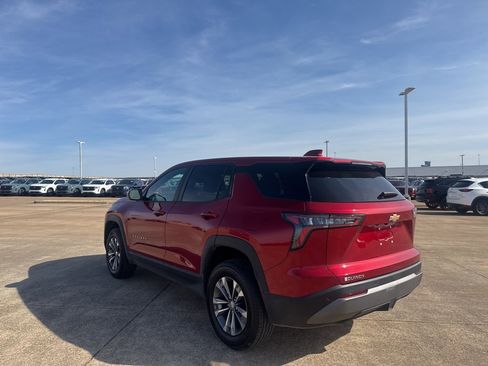 Used 2026 Chevrolet Equinox LT image 16