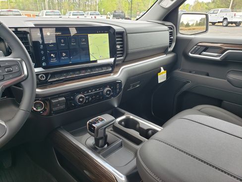 New 2026 Chevrolet Silverado 1500 LT image 19