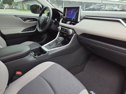 Certified 2025 Toyota RAV4 XLE AWD/4WD image 13
