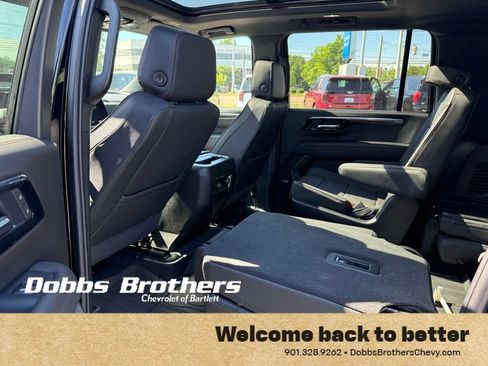 New 2026 Chevrolet Suburban RST w/ Comfort Package AWD/4WD image 30