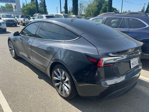 Used 2024 Tesla Model 3 Standard Range image 9
