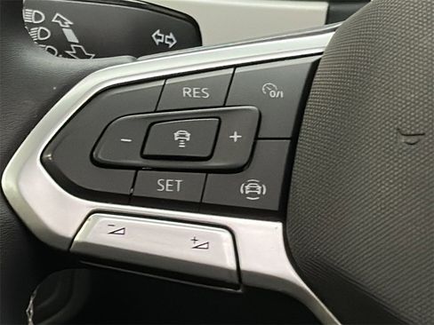 Used 2022 Volkswagen Atlas SE image 21