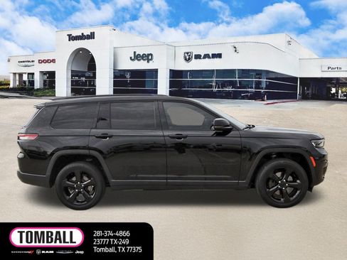 Used 2022 Jeep Grand Cherokee L Laredo image 8