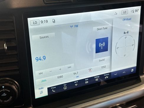 Used 2022 Ford F150 Lariat AWD/4WD image 18