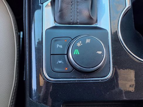 Used 2023 Chevrolet Blazer Premier w/ Enhanced Convenience Package image 14