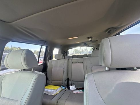 Used 2011 Honda Pilot EX image 5
