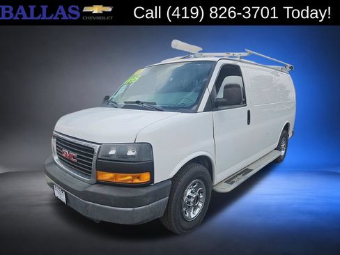 Used 2015 GMC Savana 2500 RWD image 1