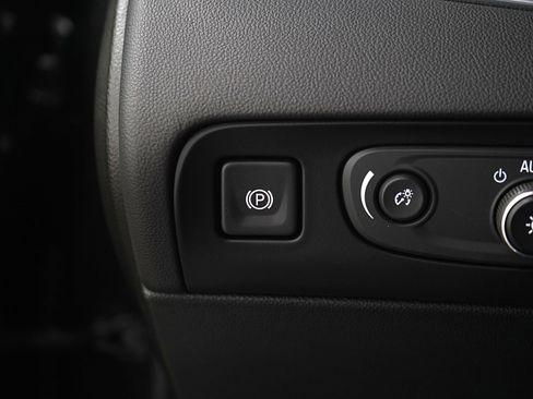 Used 2020 Buick Enclave Avenir w/ Avenir Technology Package image 29