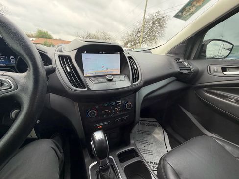 Used 2018 Ford Escape SEL image 16