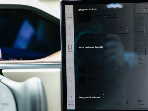 Used 2023 Tesla Model X image 20