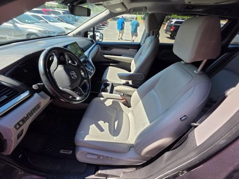 Used 2019 Honda Odyssey EX-L image 12