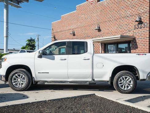 Used 2025 Chevrolet Silverado 1500 LT w/ LPO, Dark Essentials Package AWD/4WD image 2