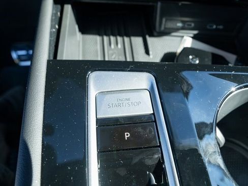 New 2026 Volkswagen Atlas Cross Sport SEL Premium R-Line image 21