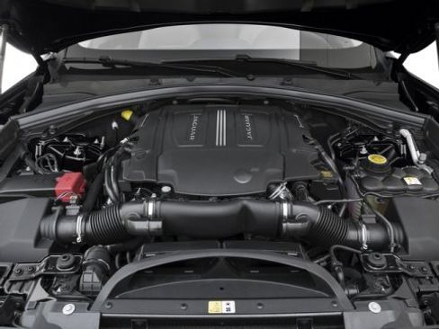 Used 2017 Jaguar F-PACE Prestige image 13