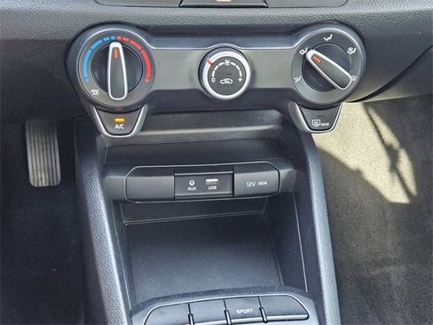 Used 2020 Kia Rio S image 19
