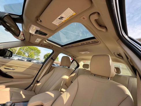 Used 2013 BMW 320i xDrive 320i xDrive Sedan 4D image 16