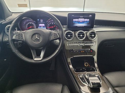Used 2019 Mercedes-Benz GLC 300 4MATIC image 22