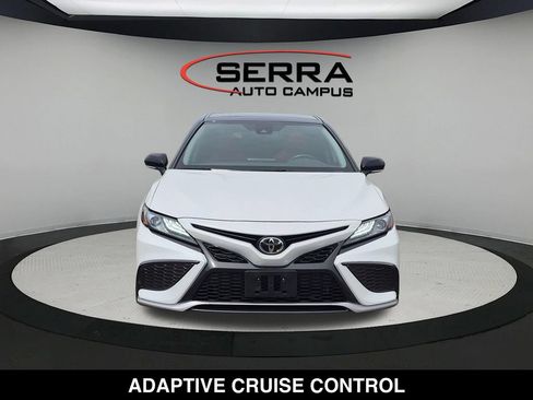 Used 2022 Toyota Camry XSE AWD/4WD image 9