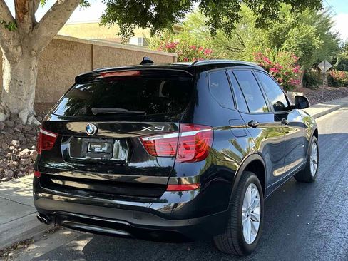 Used 2017 BMW X3 sDrive28i image 7