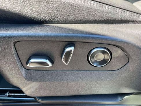 Certified 2025 GMC Yukon XL Denali image 20