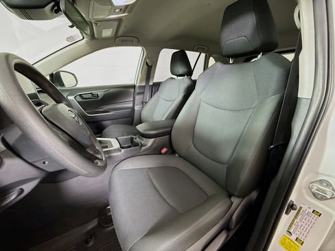 Used 2023 Toyota RAV4 LE image 11