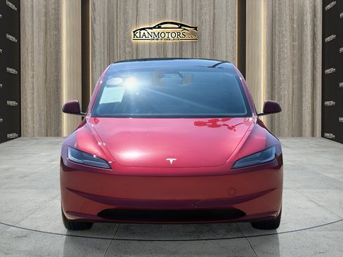 Used 2025 Tesla Model 3 RWD image 3