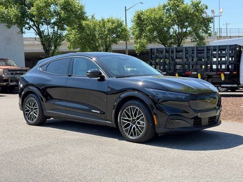Certified 2025 Ford Mustang Mach-E Premium AWD/4WD image 1