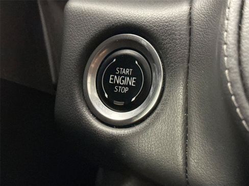Used 2024 Chevrolet Tahoe Z71 w/ Luxury Package AWD/4WD image 20