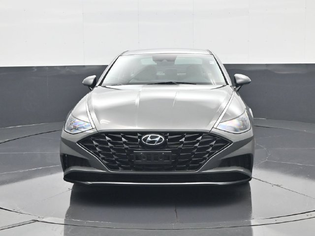 Used 2023 Hyundai Sonata SEL FWD image 2
