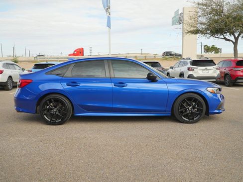 Used 2024 Honda Civic Sport image 4