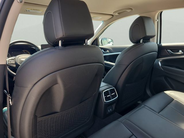 Used 2026 Genesis G70 2.5T RWD image 7
