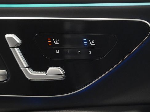 New 2026 Mercedes-Benz E 53 AMG e 4MATIC Sedan image 32