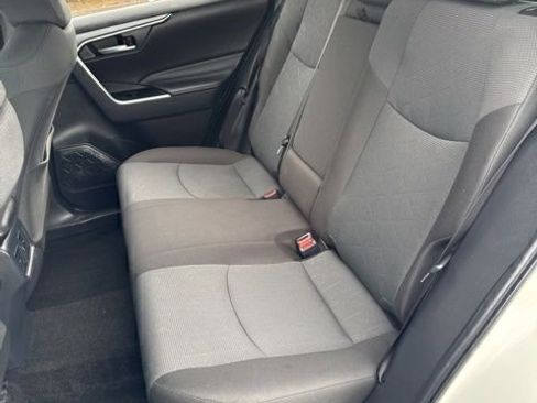 Certified 2025 Toyota RAV4 XLE image 17