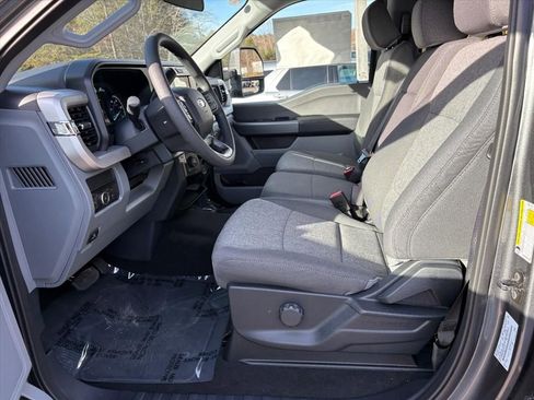 New 2026 Ford F250 XL w/ STX Appearance Package AWD/4WD image 15