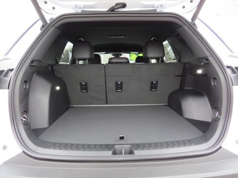 New 2026 Chevrolet Equinox RS w/ Convenience Package III image 15