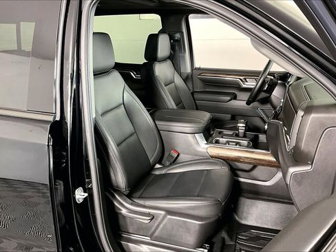 Certified 2024 GMC Sierra 1500 Elevation w/ Elevation Premium Package image 9