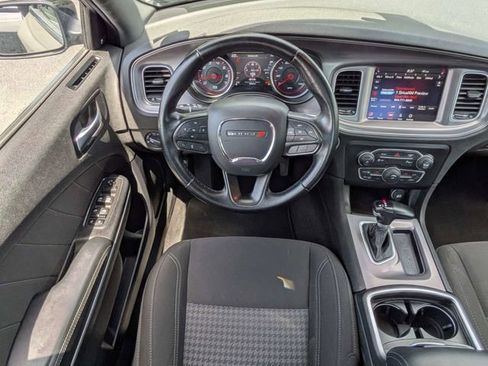 Used 2023 Dodge Charger SXT RWD image 16