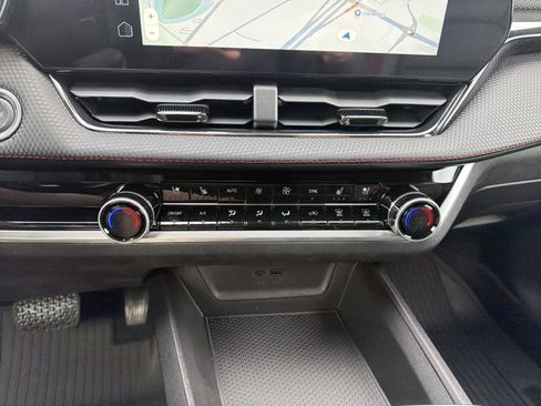 New 2026 Chevrolet Equinox RS image 18