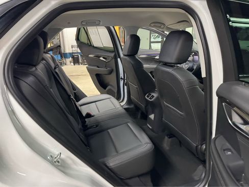 Certified 2025 Buick Envision Preferred image 12