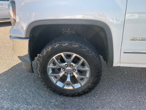 Used 2016 GMC Sierra 1500 SLT w/ SLT Premium Package AWD/4WD image 9