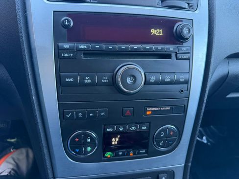 Used 2007 GMC Acadia SLT w/ Trailering Package image 17