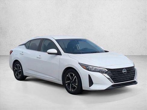 Used 2024 Nissan Sentra SV image 3