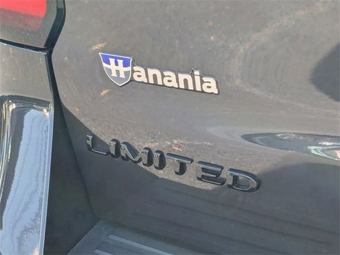 Used 2024 Ford Expedition Limited image 12