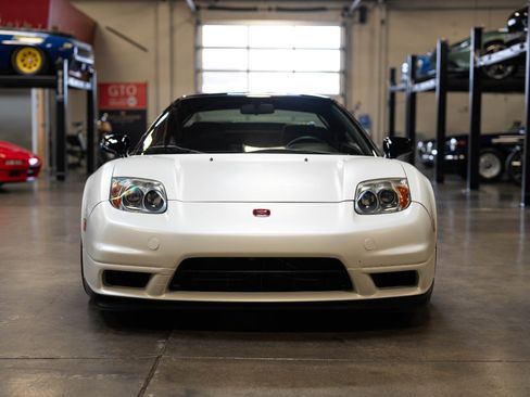 Used 2003 Acura NSX T image 4