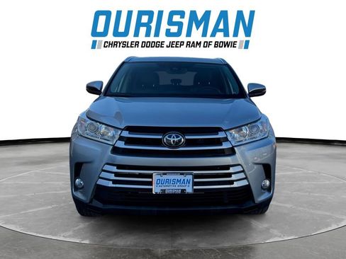 Used 2019 Toyota Highlander XLE image 8