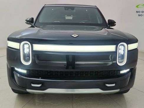 Used 2024 Rivian R1S Adventure AWD/4WD image 17