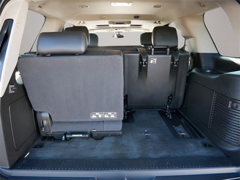 Used 2013 Chevrolet Tahoe LT w/ Luxury Package image 11