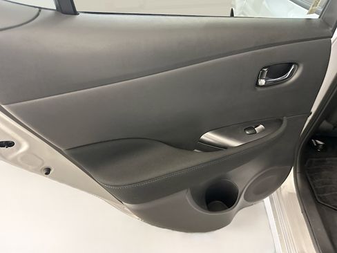 Used 2024 Nissan Leaf S FWD image 26