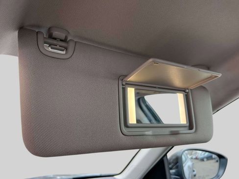 Used 2025 Honda Accord LX image 32