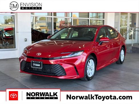 Certified 2026 Toyota Camry LE FWD image 1
